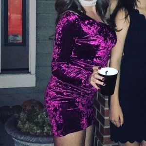 One shoulder velvet mini dress from Nordstrom. Only worn once!
